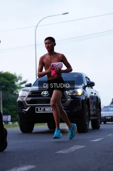 Runner Photo 4847579