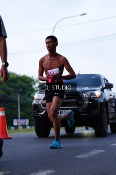 Runner Photo 4847599