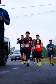 Runner Photo 4847669