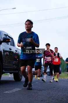 Runner Photo 4847675