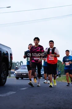Runner Photo 4847715
