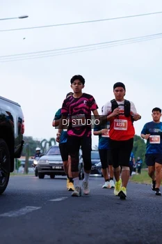 Runner Photo 4847738