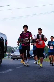 Runner Photo 4847739