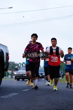 Runner Photo 4847743
