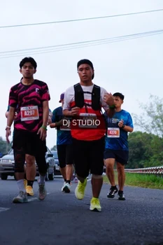 Runner Photo 4847757