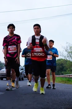 Runner Photo 4847778