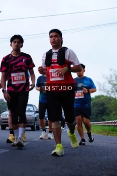 Runner Photo 4847788