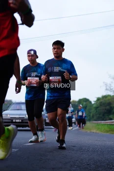 Runner Photo 4847817