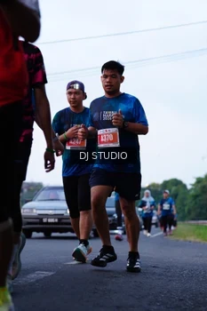 Runner Photo 4847825