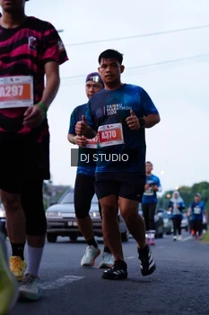 Runner Photo 4847846