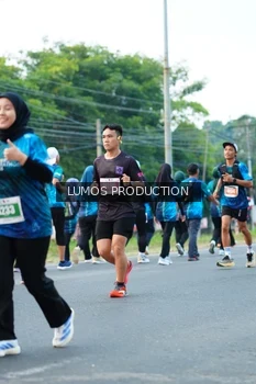 Runner Photo 4848100