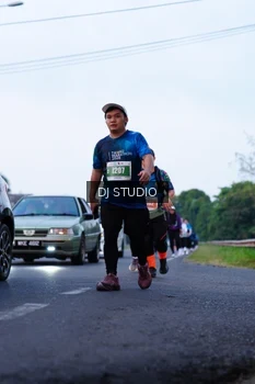 Runner Photo 4848128