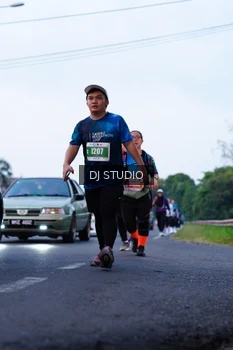 Runner Photo 4848143