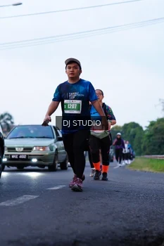 Runner Photo 4848174