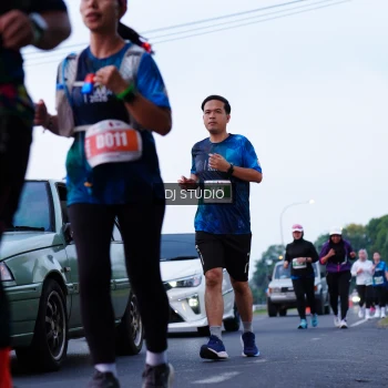 Runner Photo 4848258