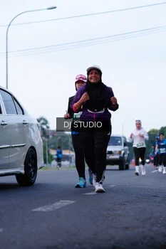 Runner Photo 4848405