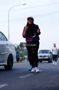 Runner Photo 4848442