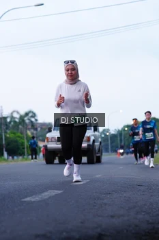 Runner Photo 4848477