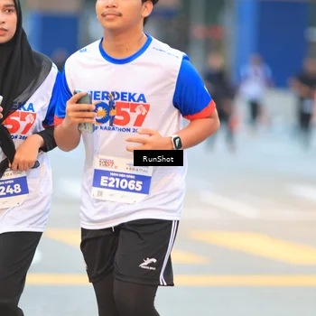 Runner Photo 4848642