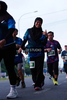 Runner Photo 4848930
