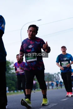Runner Photo 4848982