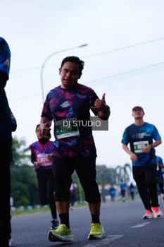 Runner Photo 4848983