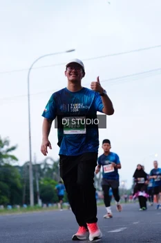 Runner Photo 4849035