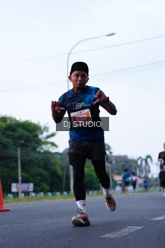 Runner Photo 4849145