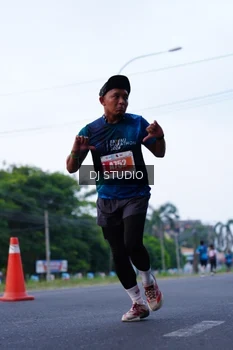 Runner Photo 4849215