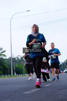 Runner Photo 4849216