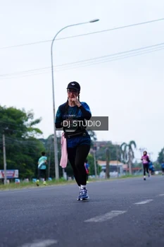 Runner Photo 4849375