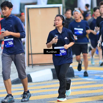 Runner Photo 4849503