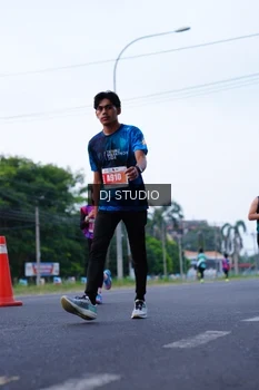 Runner Photo 4849515