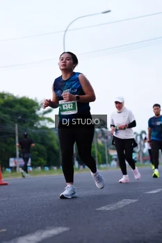 Runner Photo 4849590