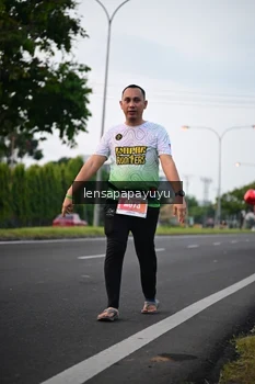 Runner Photo 4849605