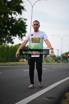 Runner Photo 4849653