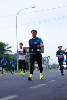 Runner Photo 4849678