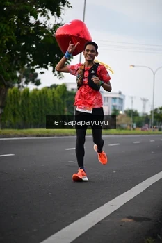 Runner Photo 4849710