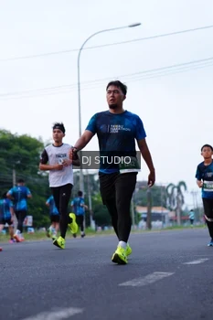 Runner Photo 4849714