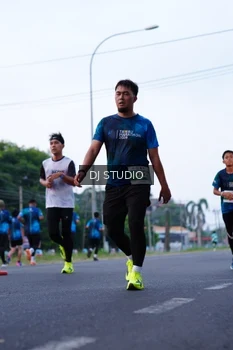Runner Photo 4849730
