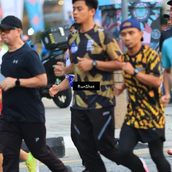 Runner Photo 4849733