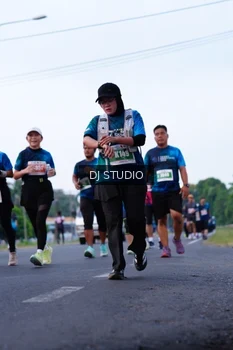 Runner Photo 4850123