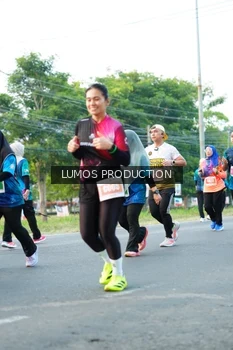 Runner Photo 4850246