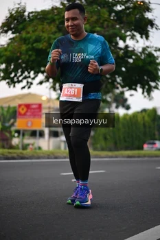 Runner Photo 4850369