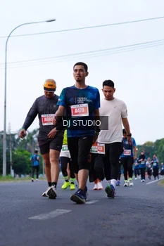 Runner Photo 4850423