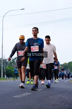 Runner Photo 4850425