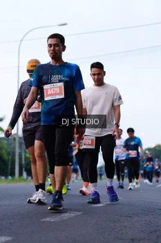 Runner Photo 4850474