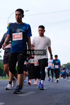 Runner Photo 4850513