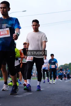 Runner Photo 4850518