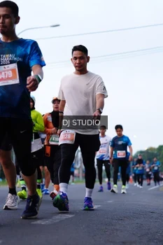Runner Photo 4850521